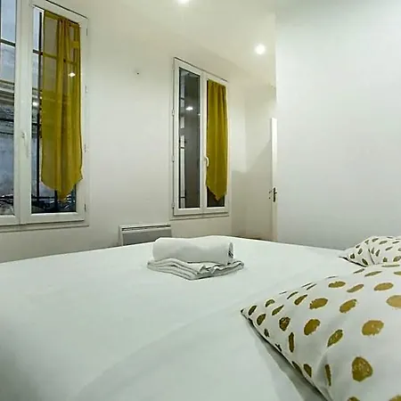 253 St. Denis Ξενοδοχείο